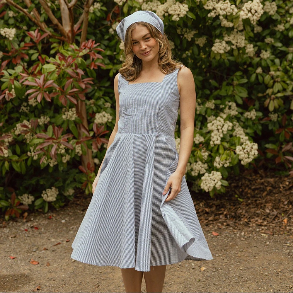 NWT Albion Fit - The Sonata Dress in Navy Seersucker Stripe - Picture 2 of 7